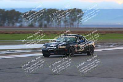 media/Jan-14-2023-CalClub SCCA (Sat) [[d2757389b8]]/Group 7/Race (Sunset)/